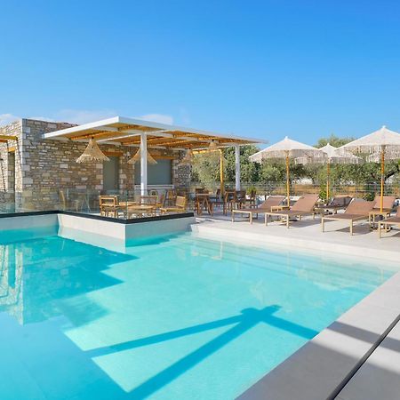 Azzure Luxury Suites Потос Екстериор снимка