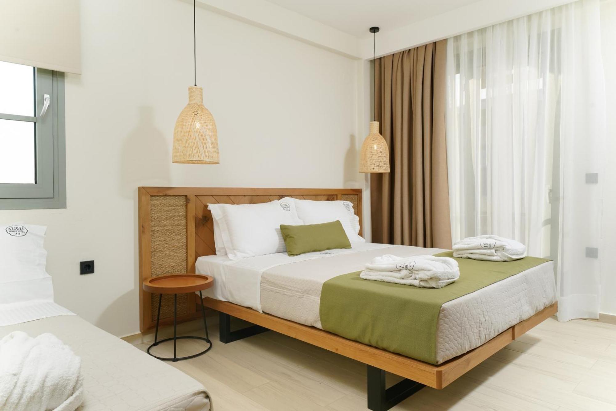 Azzure Luxury Suites Потос Екстериор снимка