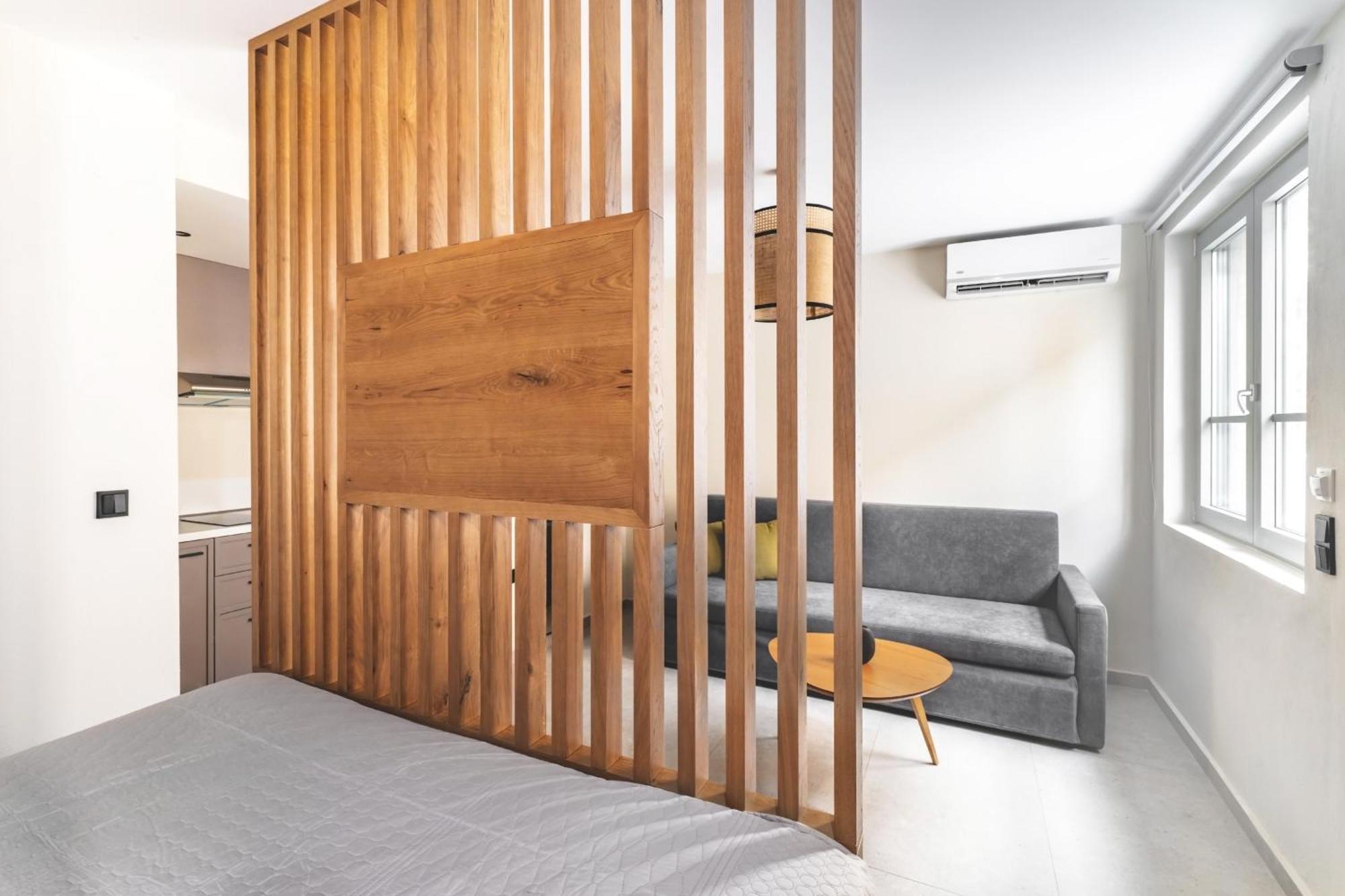 Azzure Luxury Suites Потос Екстериор снимка