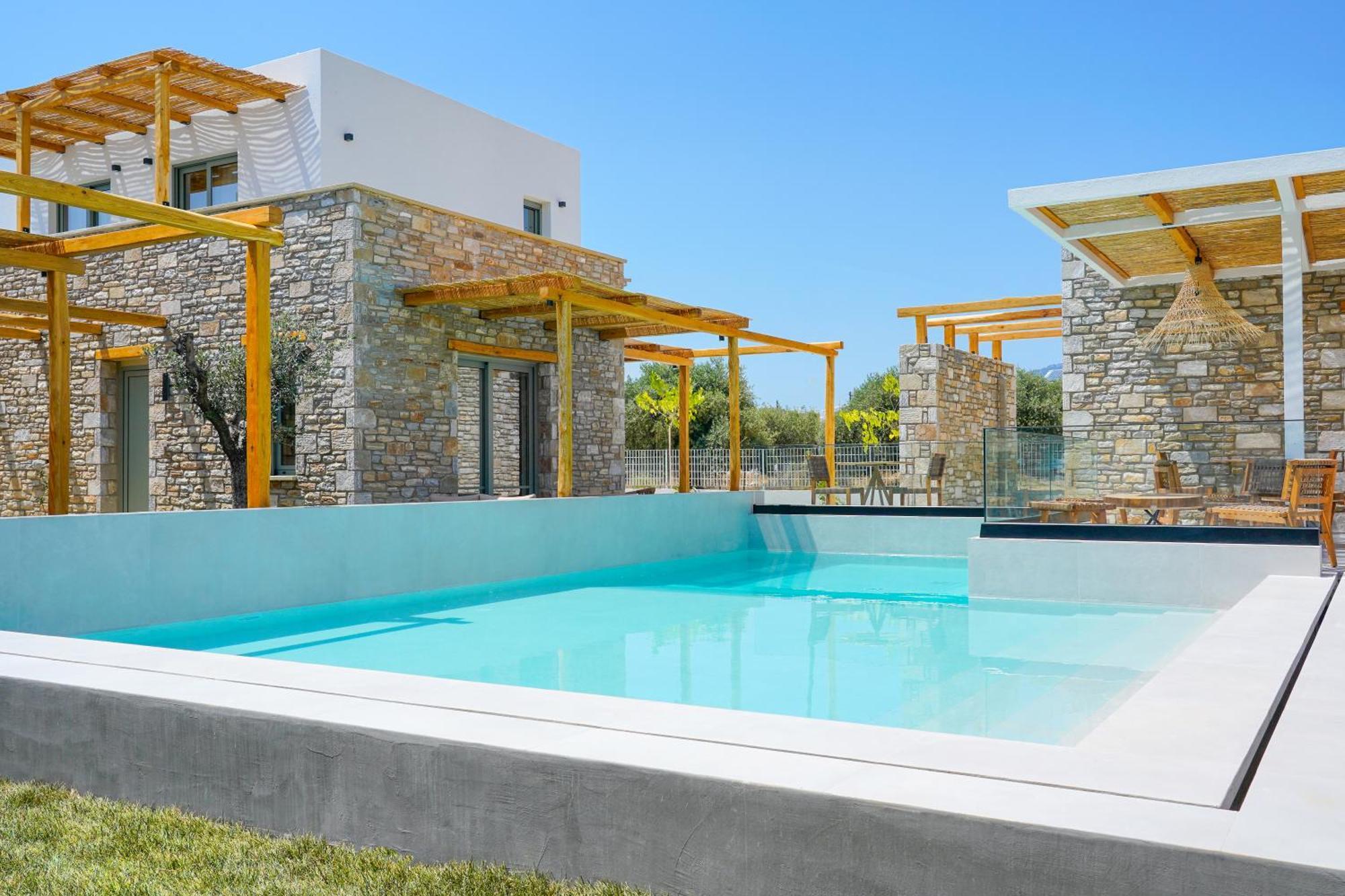 Azzure Luxury Suites Потос Екстериор снимка